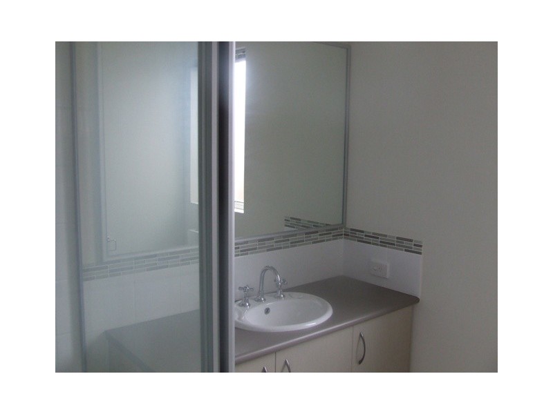 65B HINCHINBROOK AVENUE, Ridgewood WA 6030