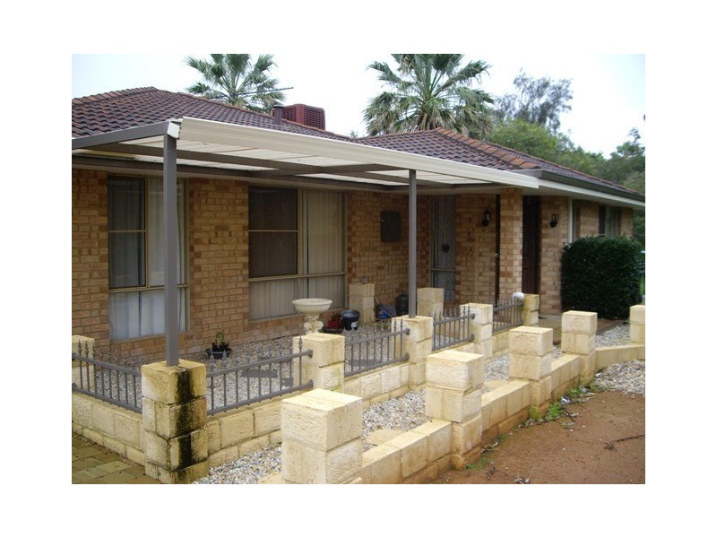 50 KINGS DRIVE, Woodridge WA 6041