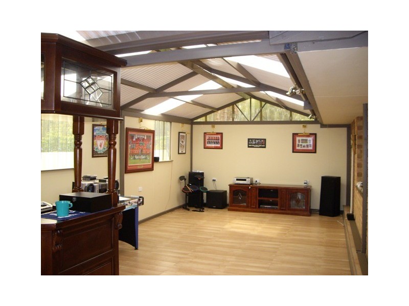 50 KINGS DRIVE, Woodridge WA 6041