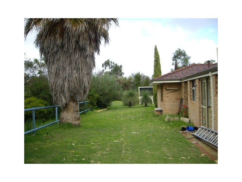 50 KINGS DRIVE, Woodridge WA 6041