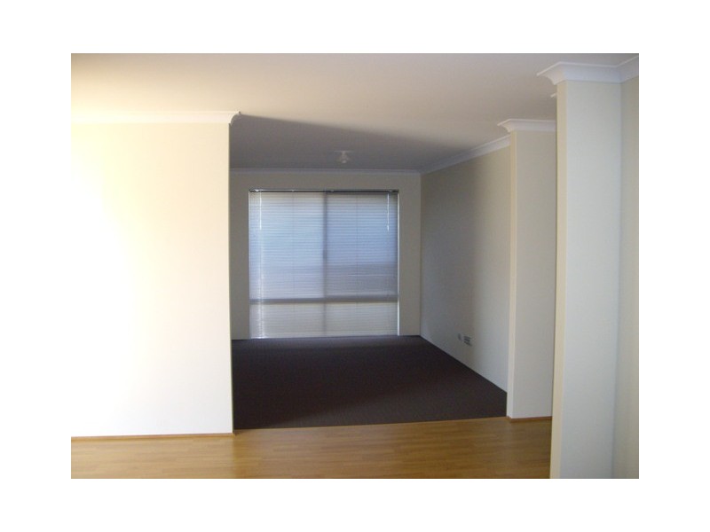 17 EASTMAN TURN, Tapping WA 6065