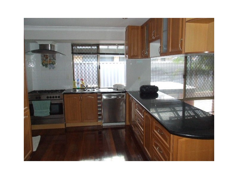 9 Ceduna Way, Quinns Rocks WA 6030