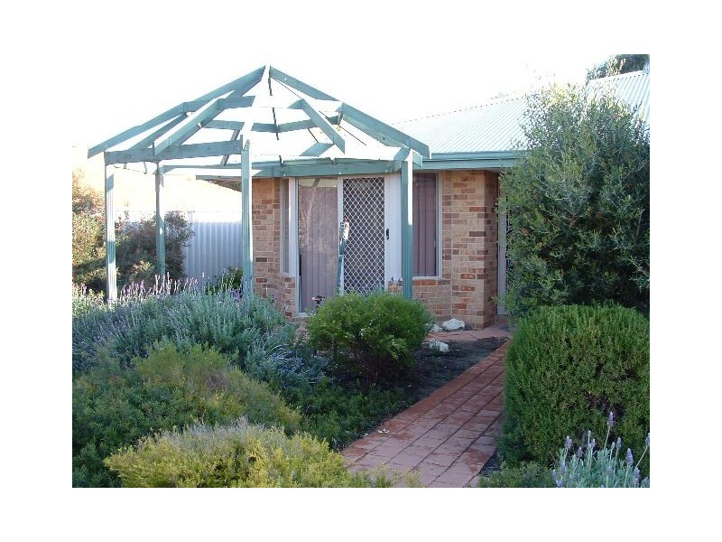 16 Sellar Elbow, Quinns Rocks WA 6030