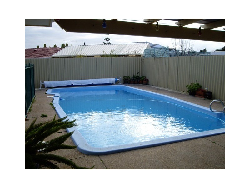 32 Seapeak Road, Ocean Reef WA 6027