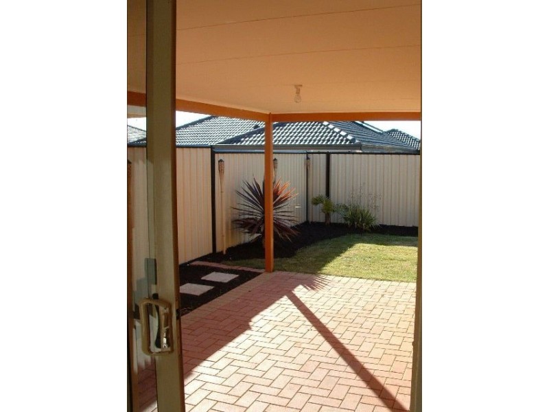 22 EDENBROOKE TERRACE, Clarkson WA 6030