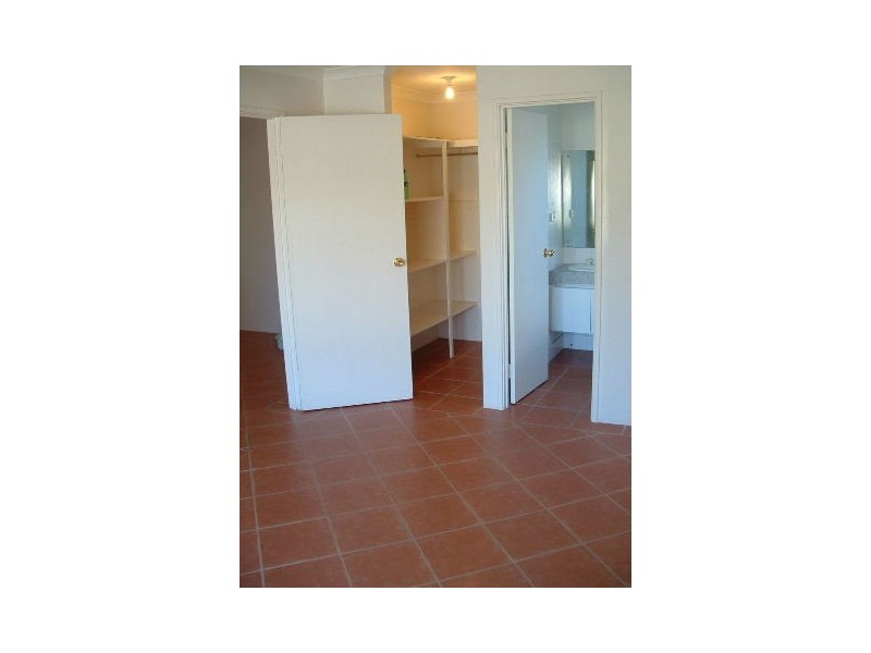 5 BURNETT DRIVE, Clarkson WA 6030