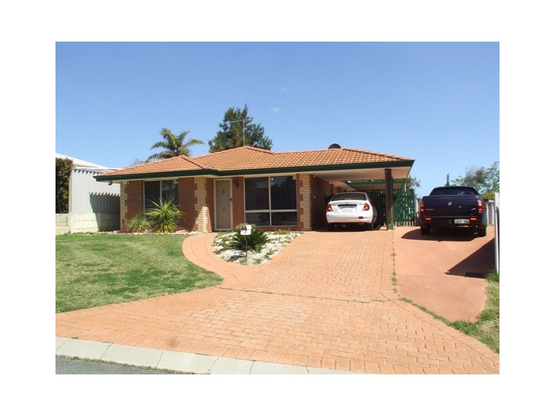 4 GLENNON VIEW, Clarkson WA 6030