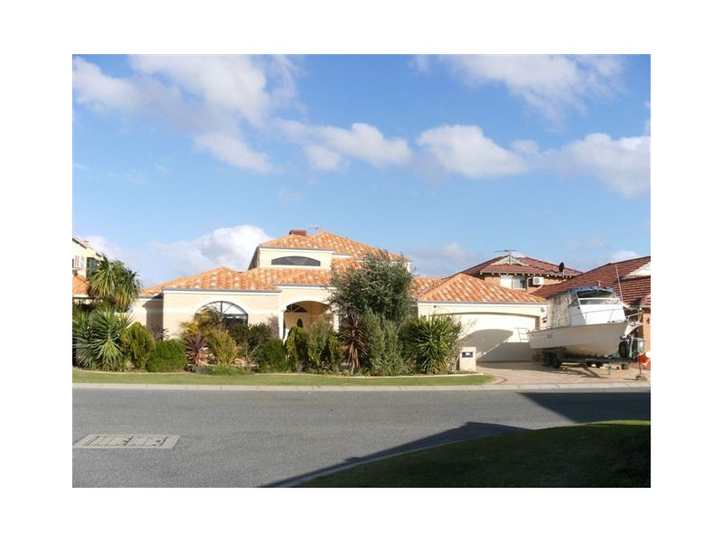 17 Seville Crest, Mindarie WA 6030