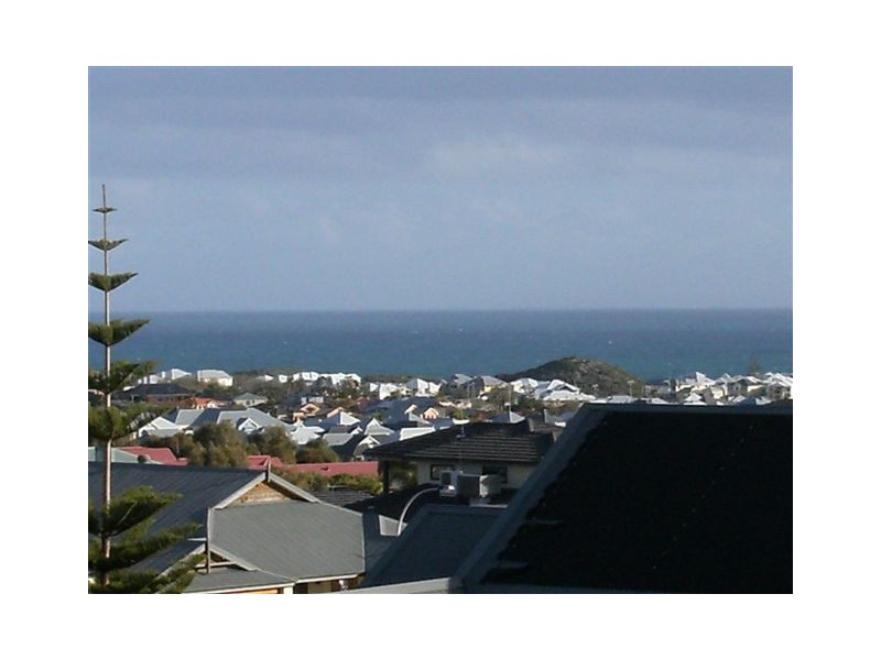 17 Seville Crest, Mindarie WA 6030