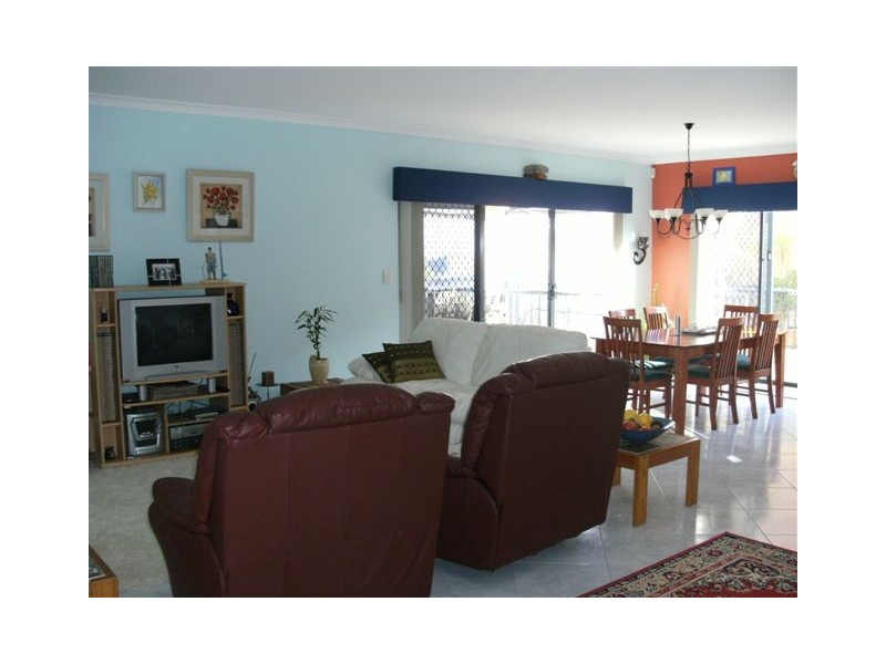 17 Seville Crest, Mindarie WA 6030