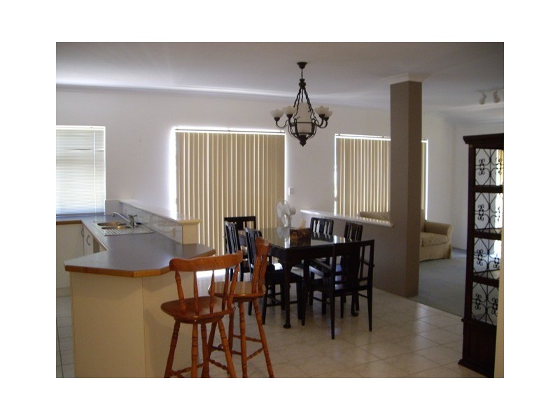 9 GLOMACH CIRCUIT, Kinross WA 6028