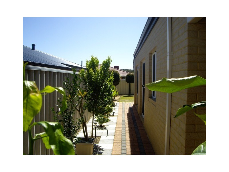 9 GLOMACH CIRCUIT, Kinross WA 6028