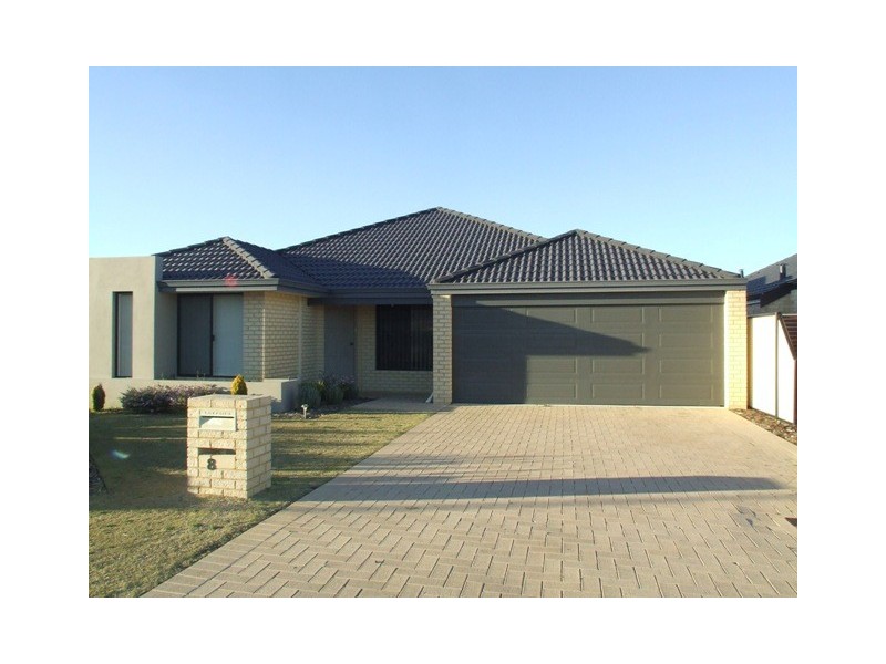 8 POMONA WAY, Clarkson WA 6030