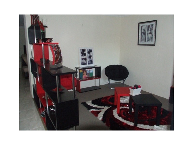 8 POMONA WAY, Clarkson WA 6030