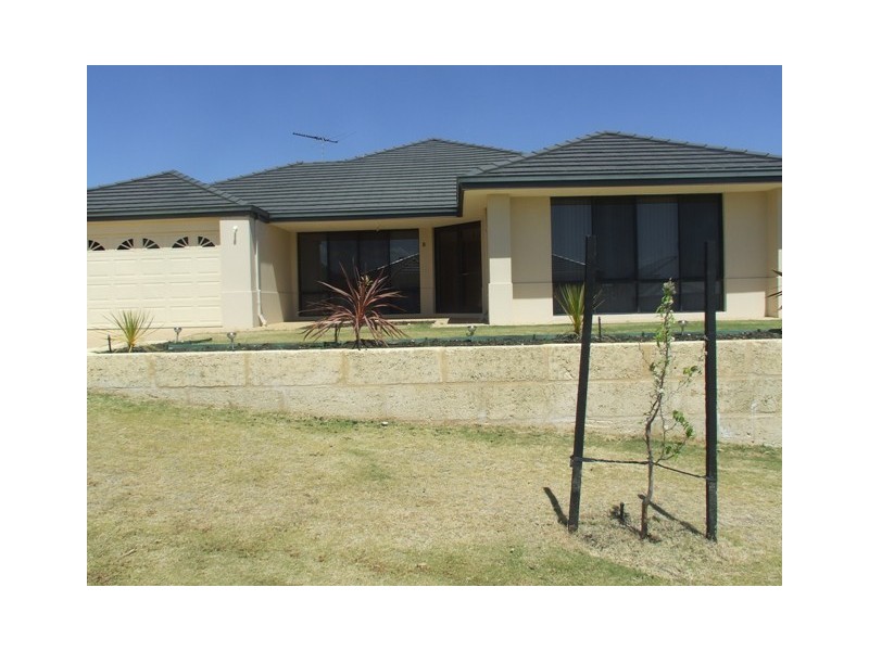 8 ROSSITERS COVE, Clarkson WA 6030