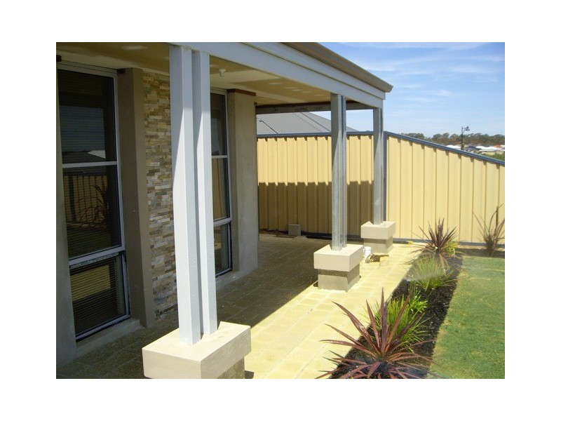 23 Jager Bend, Tapping WA 6065