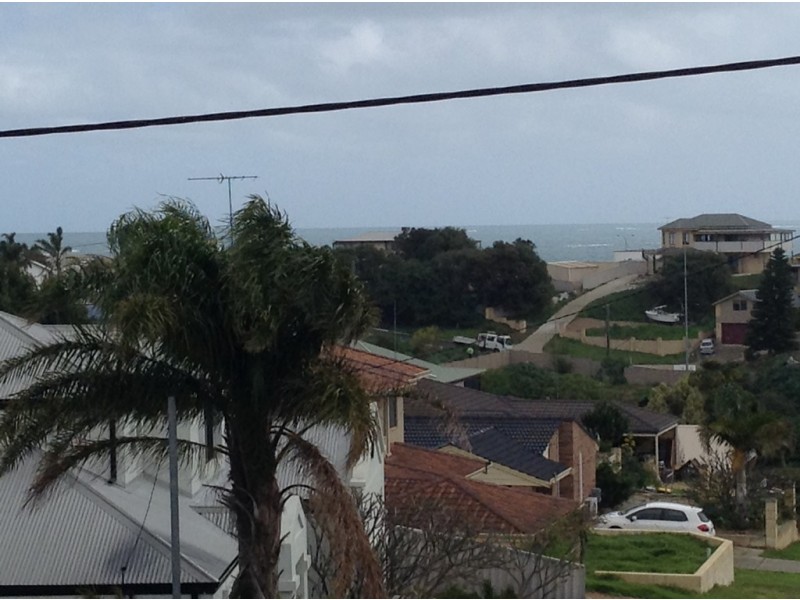 101 Mindarie Drive, Quinns Rocks WA 6030