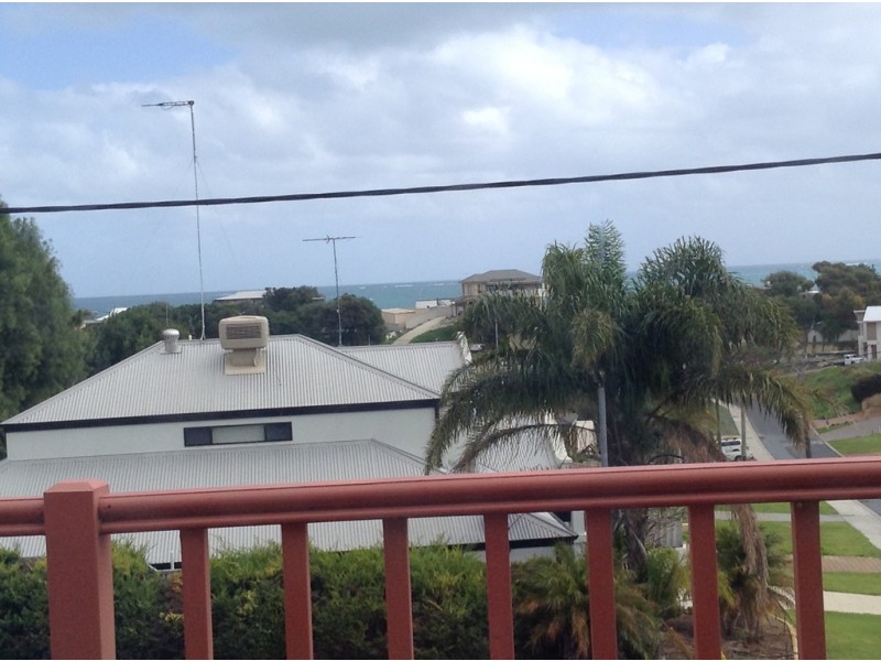 101 Mindarie Drive, Quinns Rocks WA 6030