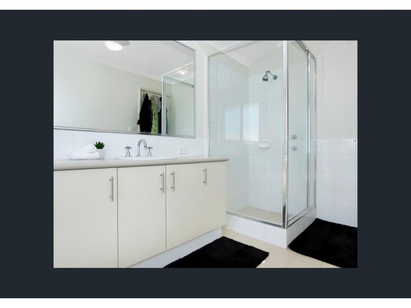 14 Grandoak Drive, Clarkson WA 6030