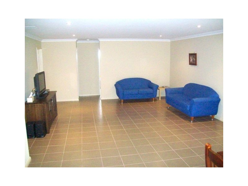 12 Meneguz Drive, Tapping WA 6065