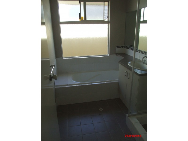 34 SOMERLY DRIVE, Clarkson WA 6030