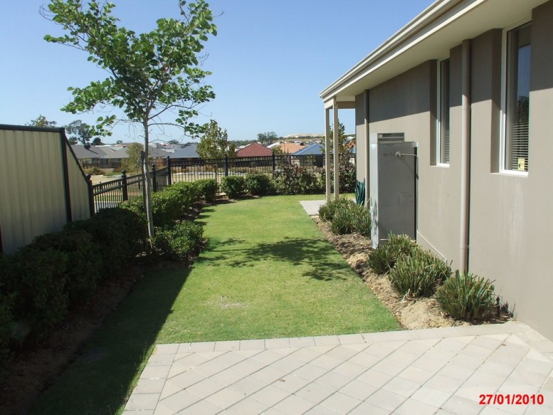 34 SOMERLY DRIVE, Clarkson WA 6030