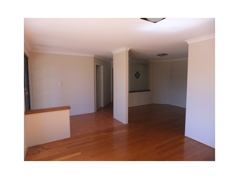 8 GALWAY COURT, Mindarie WA 6030