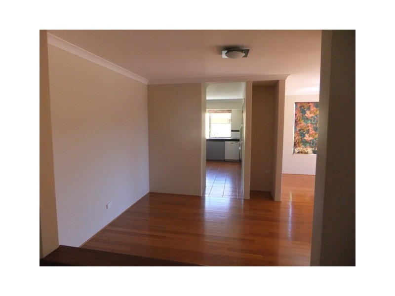 8 GALWAY COURT, Mindarie WA 6030