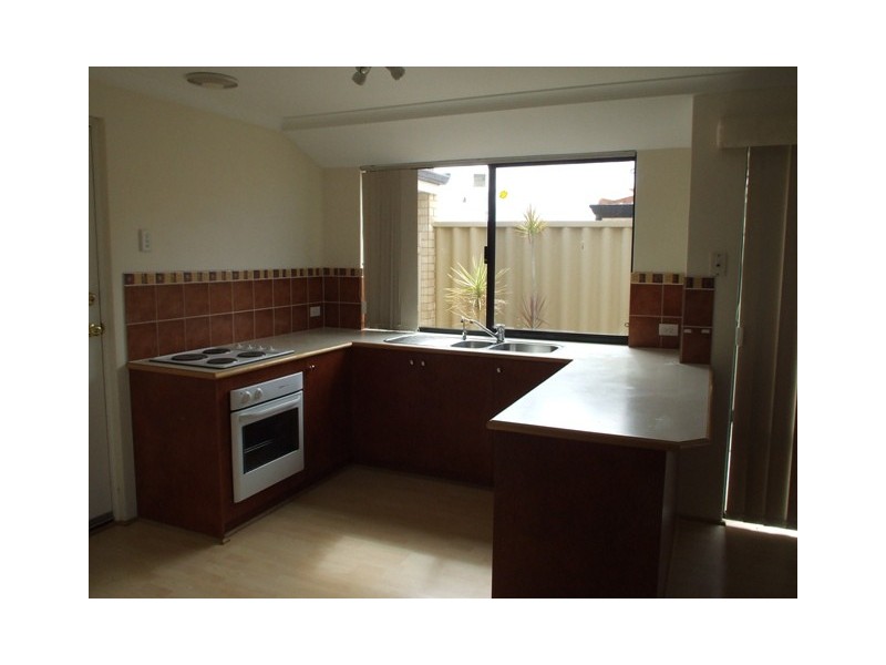 62 MARCHWOOD BLVD, Butler WA 6036