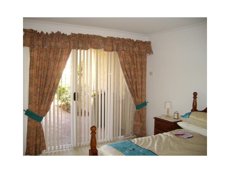 4/8 TOULON CIRCLE, Mindarie WA 6030