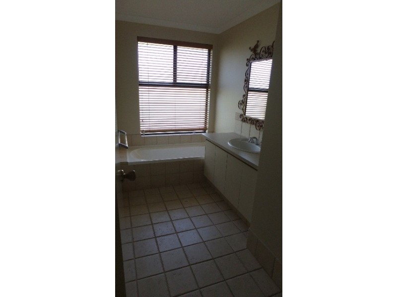 12 Castle Peak Vista, Merriwa WA 6030