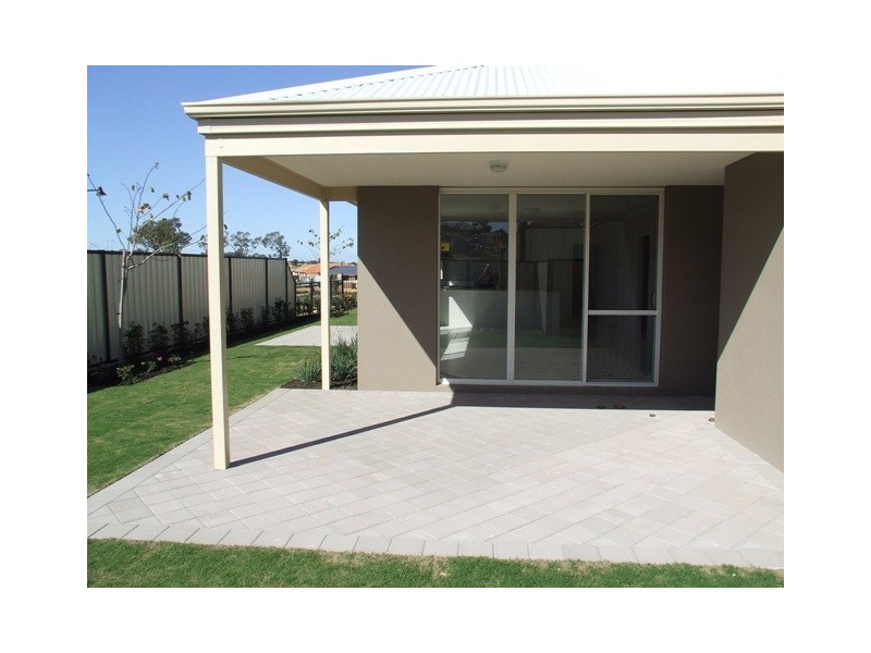 34 SOMERLY DRIVE, Clarkson WA 6030