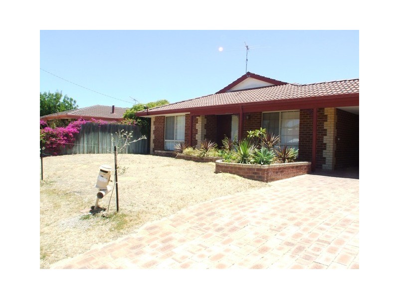 2 Palermo Court, Merriwa WA 6030