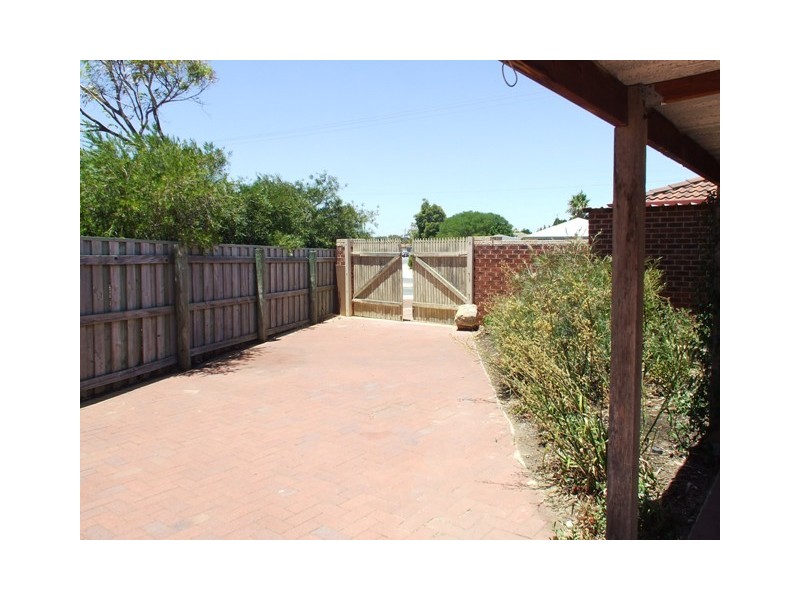 2 Palermo Court, Merriwa WA 6030