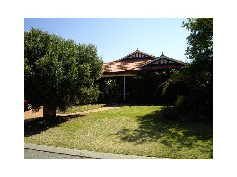 4 Bluff Way, Mindarie WA 6030