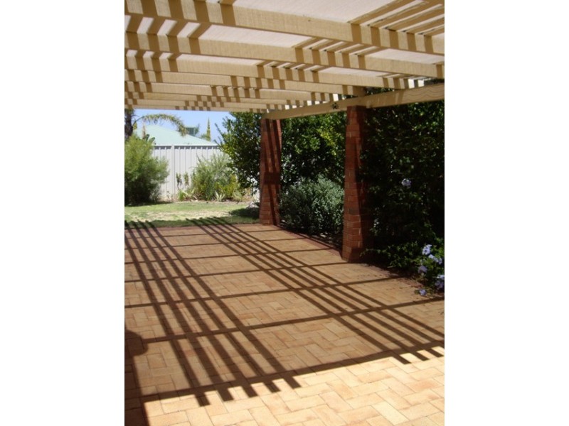 54  MEADOWBROOK PROMENADE, Currambine WA 6028