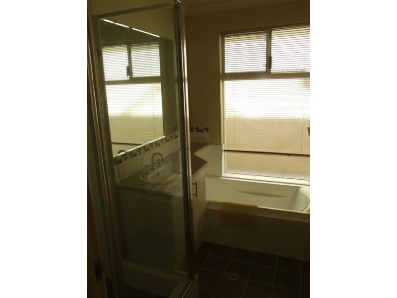 24 ALLUM GREEN, Merriwa WA 6030