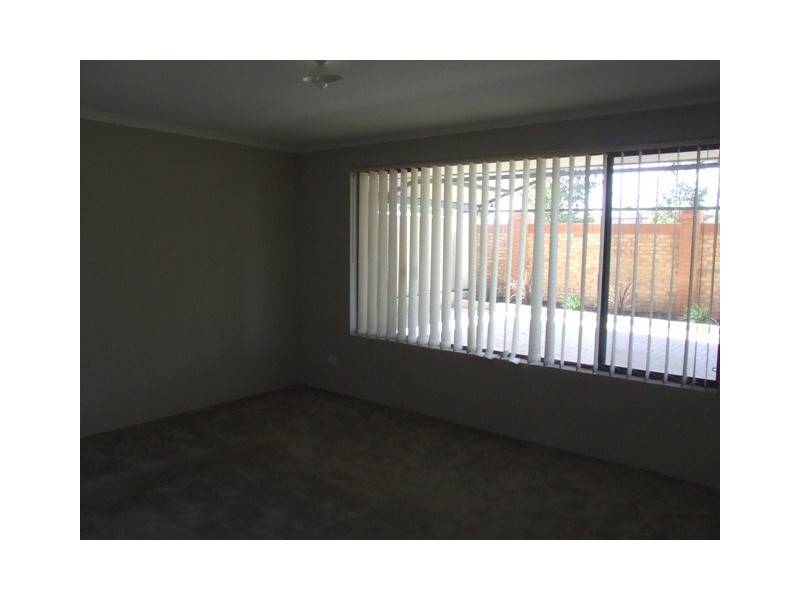 49 Apsley Bend, Tapping WA 6065