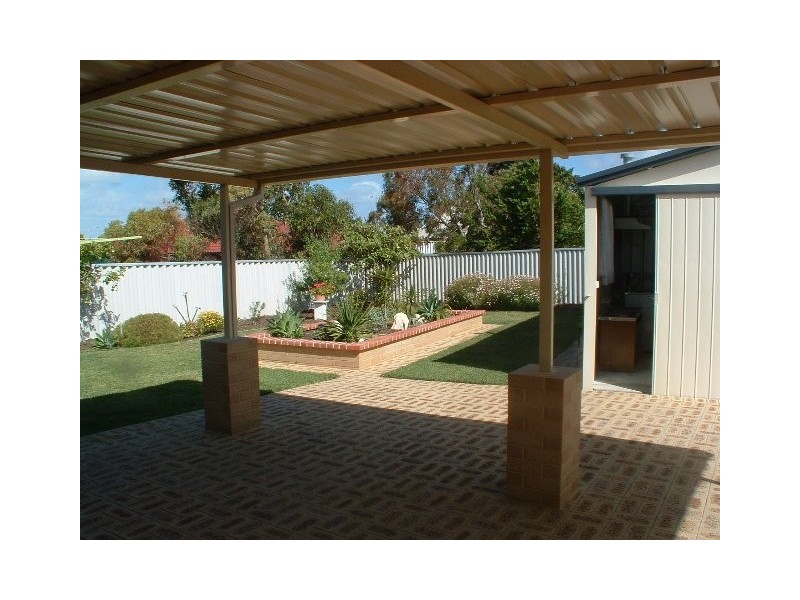 10 SPRINGHAM COURT, Merriwa WA 6030