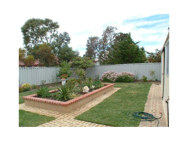 10 SPRINGHAM COURT, Merriwa WA 6030