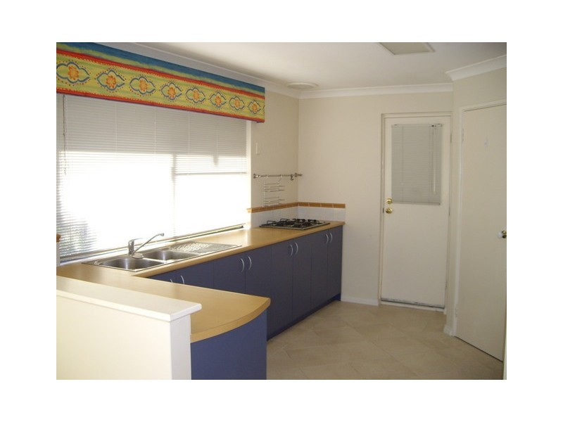 21 CARWOOLA CIRCLE, Carramar WA 6031