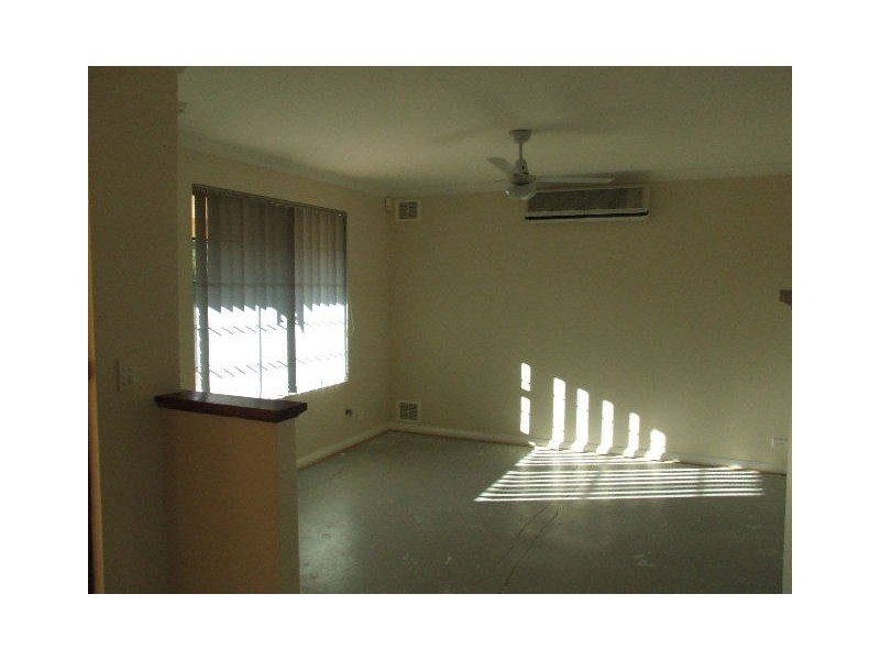 6 MUIRON CLOSE, Ridgewood WA 6030