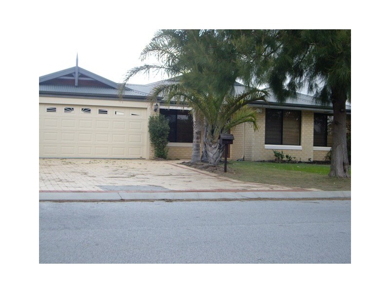 4 SIRIUS RAMBLE, Quinns Rocks WA 6030