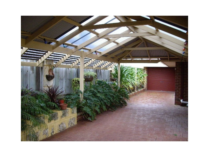 25 FELTON RETREAT, Mindarie WA 6030