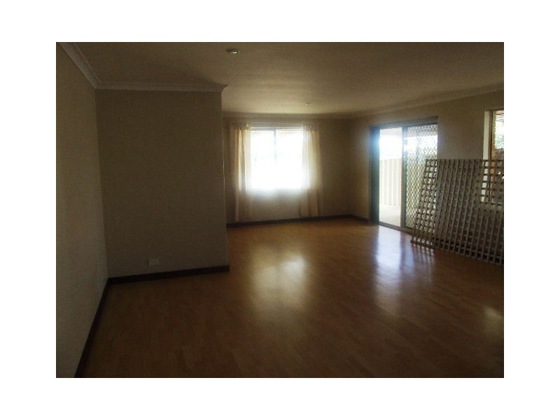 30 WHISTON CRESCENT, Clarkson WA 6030