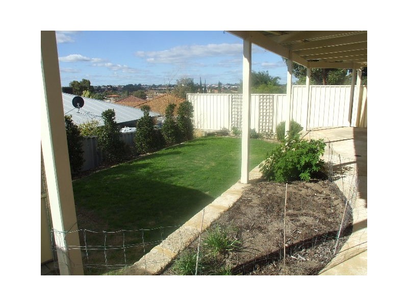 30 WHISTON CRESCENT, Clarkson WA 6030