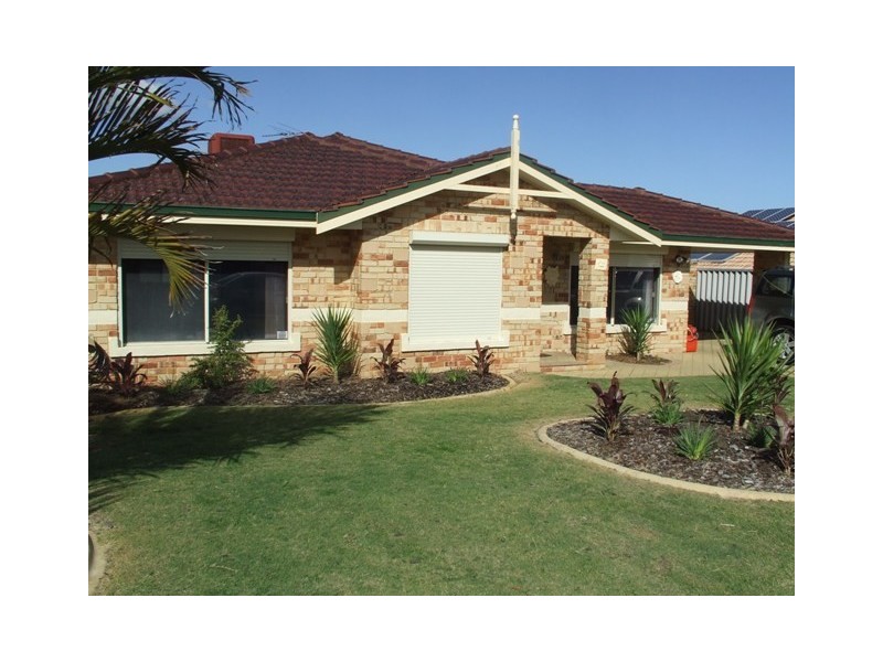 4 ELKINGTON MEWS, Clarkson WA 6030