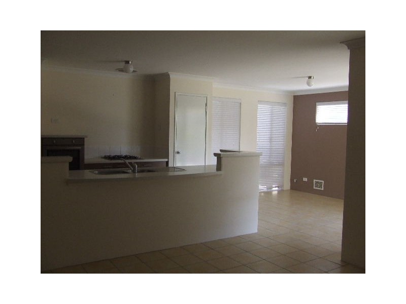 21 SANTA CLARA CRESCENT, Clarkson WA 6030