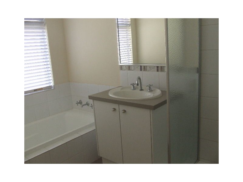 21 SANTA CLARA CRESCENT, Clarkson WA 6030