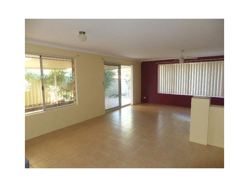 11 Frond Circuit, Banksia Grove WA 6031